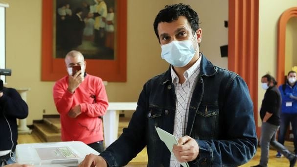 Jaime Bassa y el triunfo de Gabriel Boric: "Es la confirmación del plebiscito y las elecciones constituyentes de mayo"