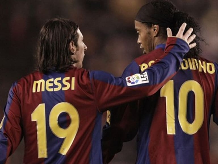 Ronaldinho lo declara: «Lionel Messi es el mejor futbolista… de su época»