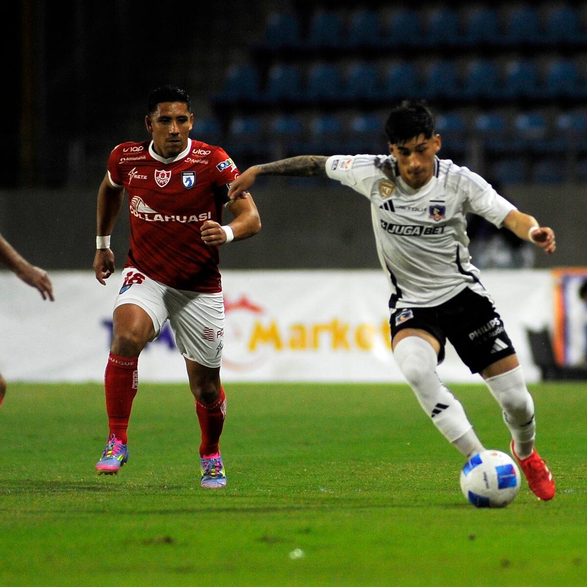 ¡Partidazo en el norte! Colo Colo termina rescatando un empate frente a Deportes Iquique por el Campeonato Nacional