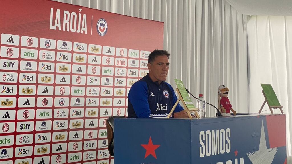 Eduardo Berizzo y la ausencia de Claudio Bravo por segunda convocatoria seguida: "Tomo las medidas que creo correctas para el bien del equipo"