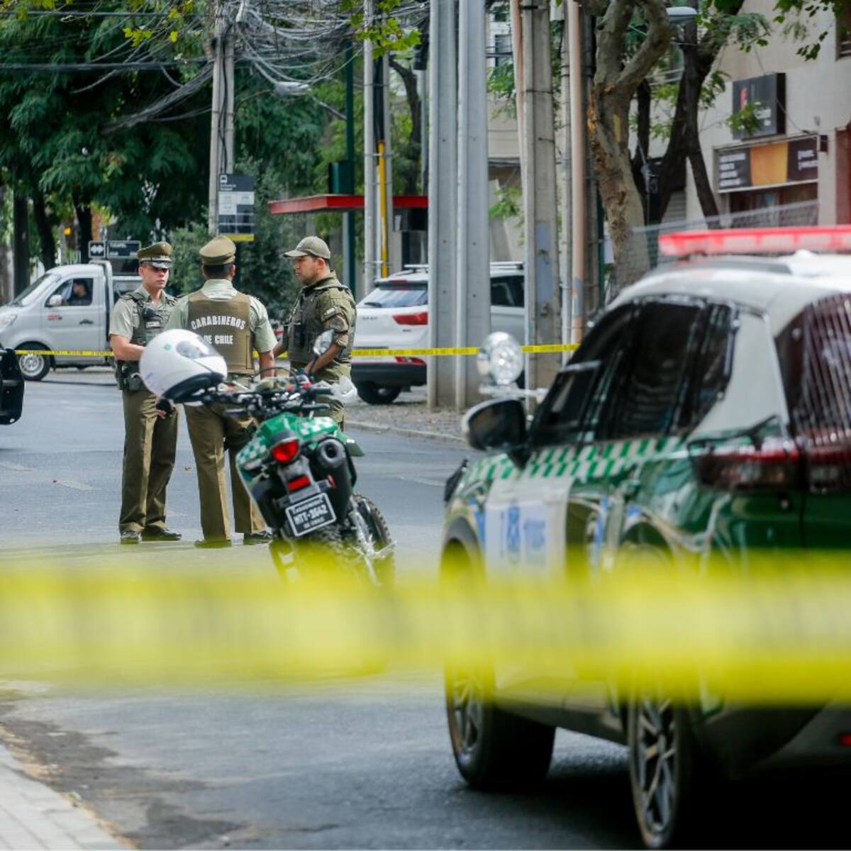 Carabinero de franco abate a delincuente tras robo contra pareja en Quilicura: sujeto le apuntó con un arma