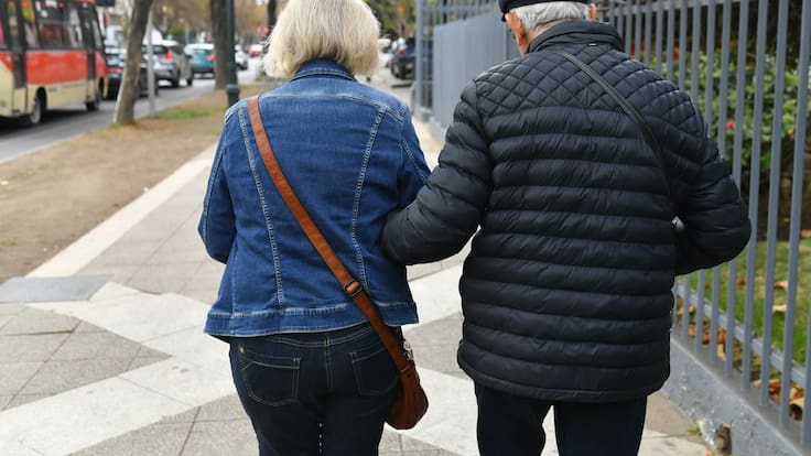 La revolución silenciosa de los +50 en Chile: cómo la Inteligencia Artificial está cambiando su día a día