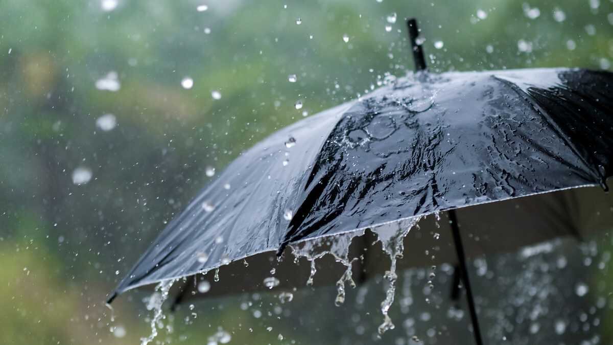 Lluvias se adelantan en Santiago: a qué hora comienzan las precipitaciones y cuánta agua caerá