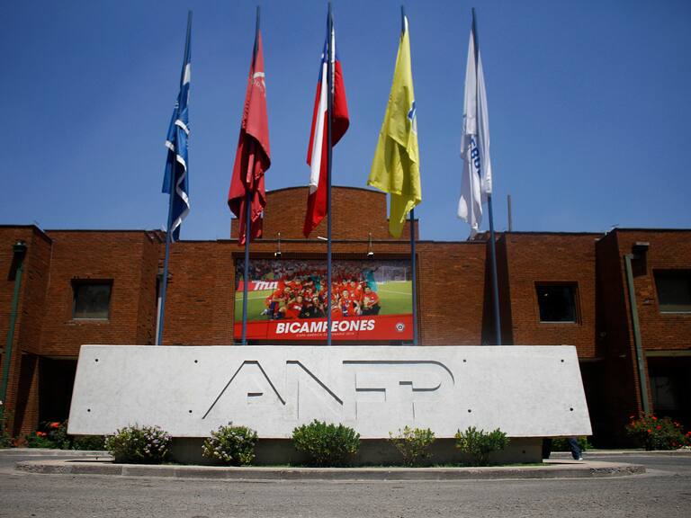 Nuevo director de la ANFP: No tiene sentido seguir dividiéndose en bloques o grupos