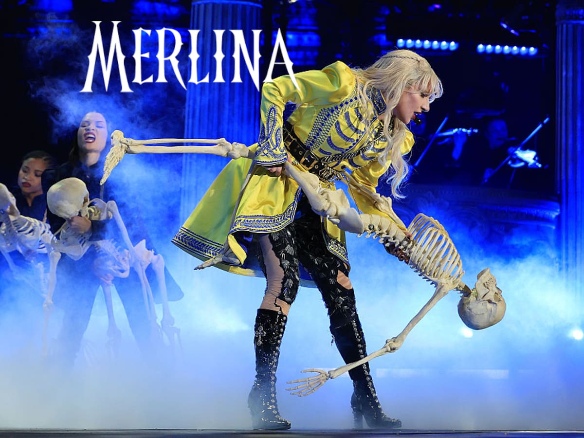 “Una visión venenosa”: mira la primera imagen oficial de Lady Gaga en “Merlina”