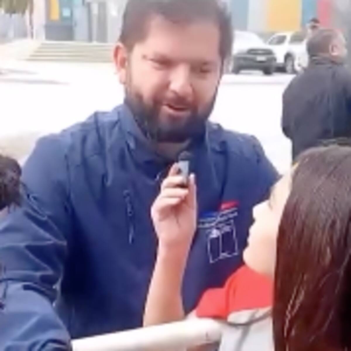 Estudiante de San Felipe se vuelve viral tras realizar entrevista al Presidente Boric: “Se nota que vas a ser una muy buena periodista”