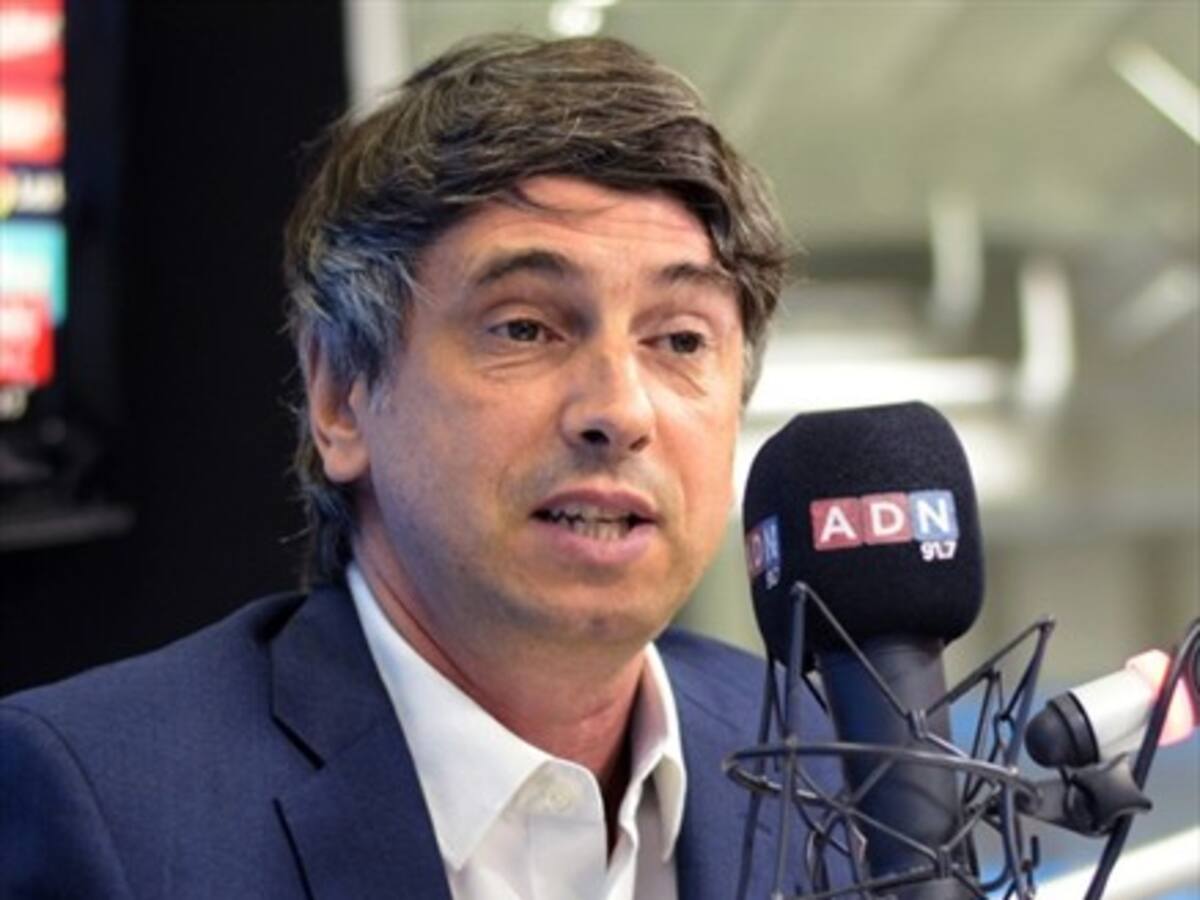 Andrés Couve, ministro de Ciencia: «No veamos la inteligencia artificial como algo apocalíptico»