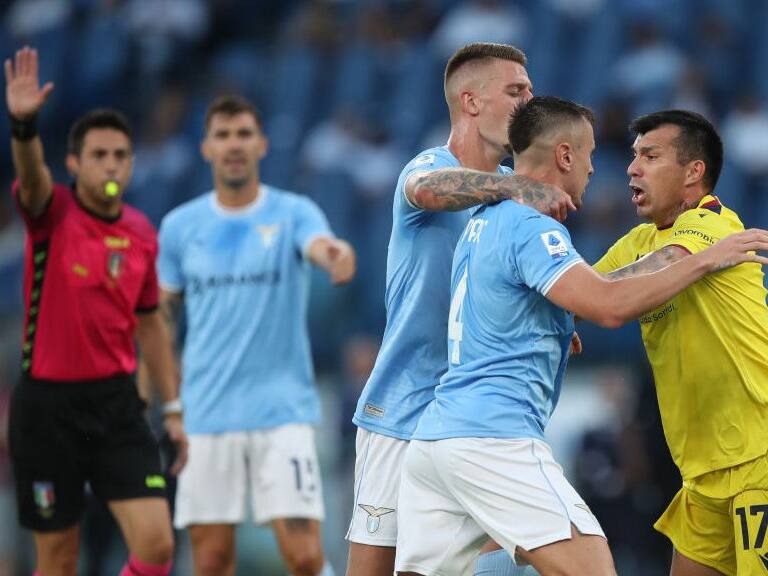 Gary Medel fue titular en derrota del Bologna ante la Lazio por la Serie A