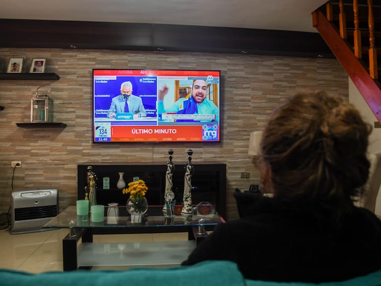 Así puedes cobrar el bono de $452 mil que se reparte actualmente en Chile: requisitos y cómo consultar con RUT