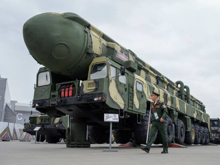 El misil intercontinental Topol-M de Rusia en una muestra en Kubinka