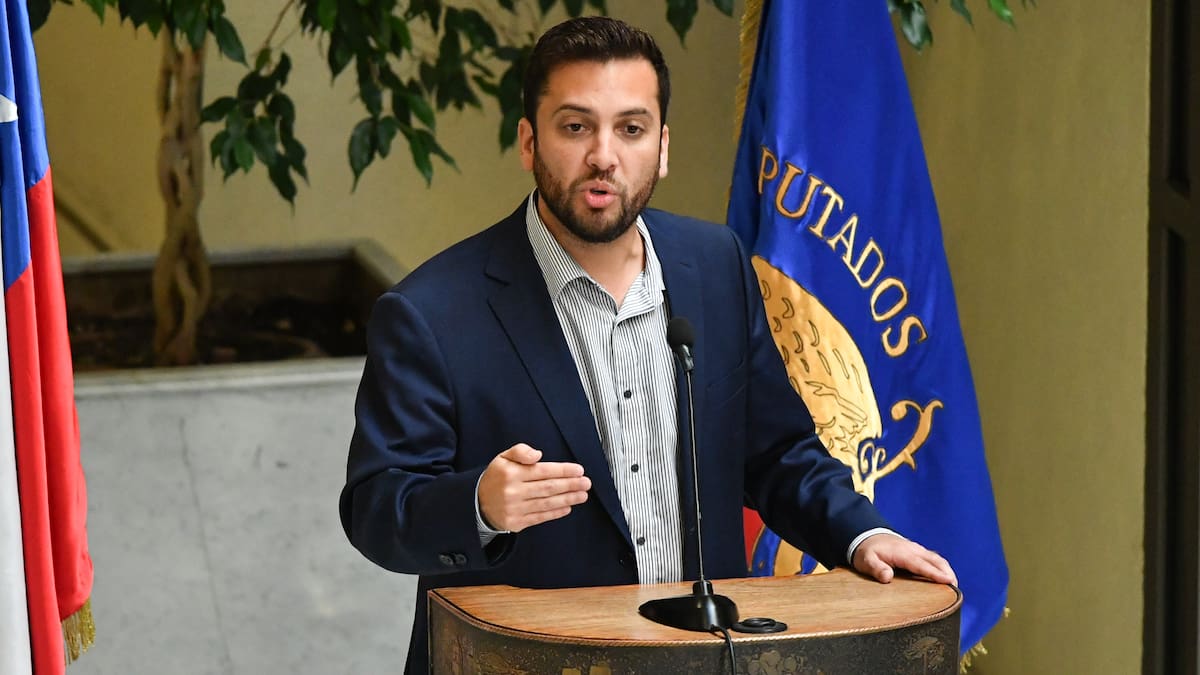 Raúl Soto asume como presidente del PPD