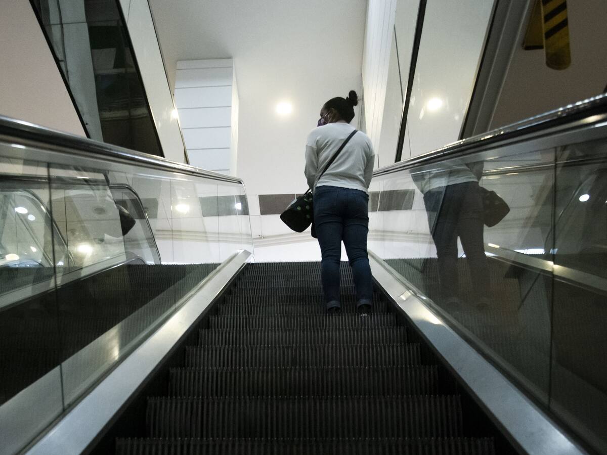 Ventas del comercio minorista en la RM sufrieron caída de 19,9% durante marzo