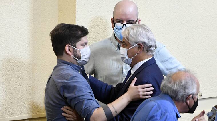 Un Naranjo en el bosque: diputado PS respaldó a Gabriel Boric