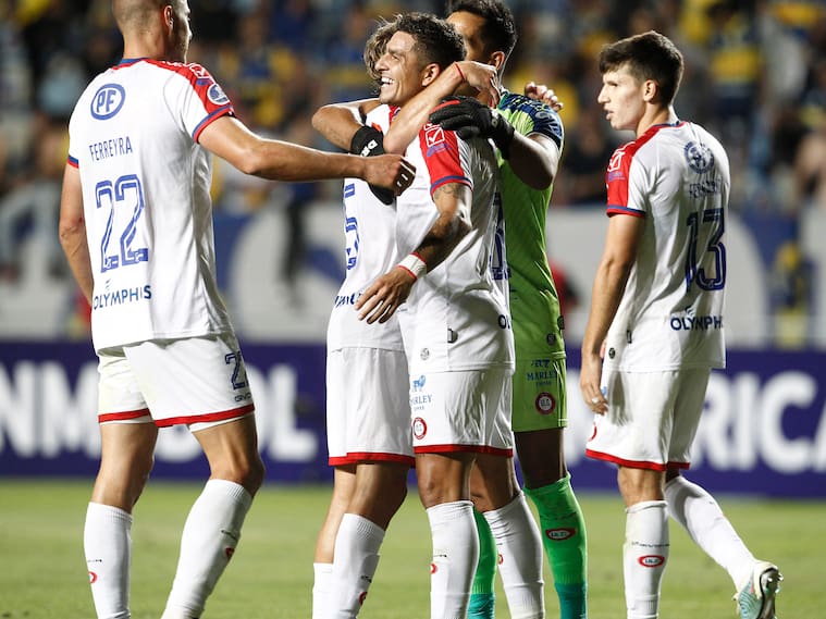 Unión La Calera recibe a Cobreloa en el cierre de la fecha 4 del Campeonato Nacional | Agencia Uno