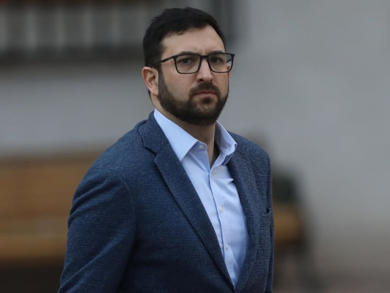 Miguel Crispi confirma disposición para declarar en comisión investigadora del caso convenios