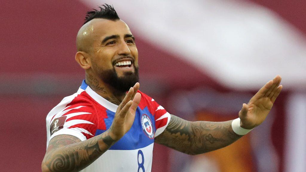 CARACAS, VENEZUELA - NOVEMBER 17: Arturo Vidal of Chile celebrates after scoring the first goal of his team during a match between Venezuela and Chile as part of South American Qualifiers for World Cup FIFA Qatar 2022 at Estadio Olímpico on November 17, 2020 in Caracas, Venezuela. (Photo by Miguel Gutierrez - Pool/Getty Images)