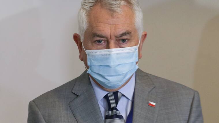 Ministro Paris se refirió a investigación por muertos covid-19