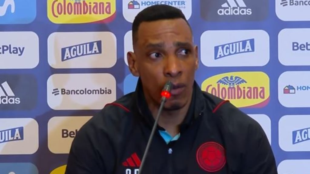 Luis Amaranto Perea y el estado del Monumental para el choque entre Chile y Colombia: "La cancha no genera garantías"