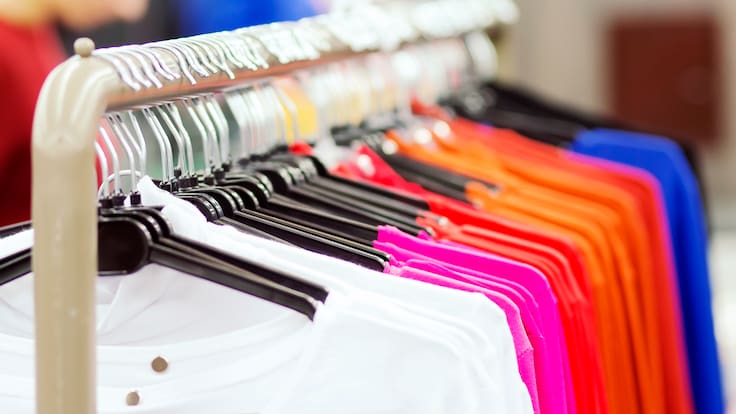 Exclusiva tienda de ropa en Chile confirma cierre definitivo: ya comenzó el remate final con hasta 70% de descuento