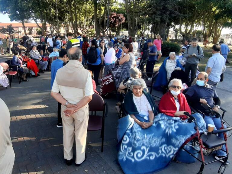 Concepción: hogar de ancianos es evacuado debido a un incendio.