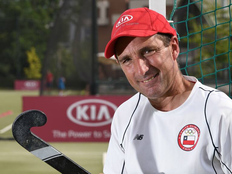 Sergio Vigil, entrenador de «Las Diablas»: Nuestro objetivo es ser un equipo mundialista y olímpico