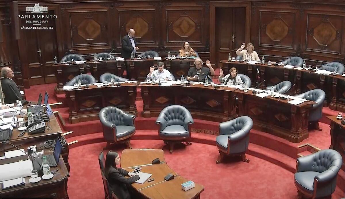 Los senadores votaron a favor de la ley que eleva la edad de jubilación en Uruguay
