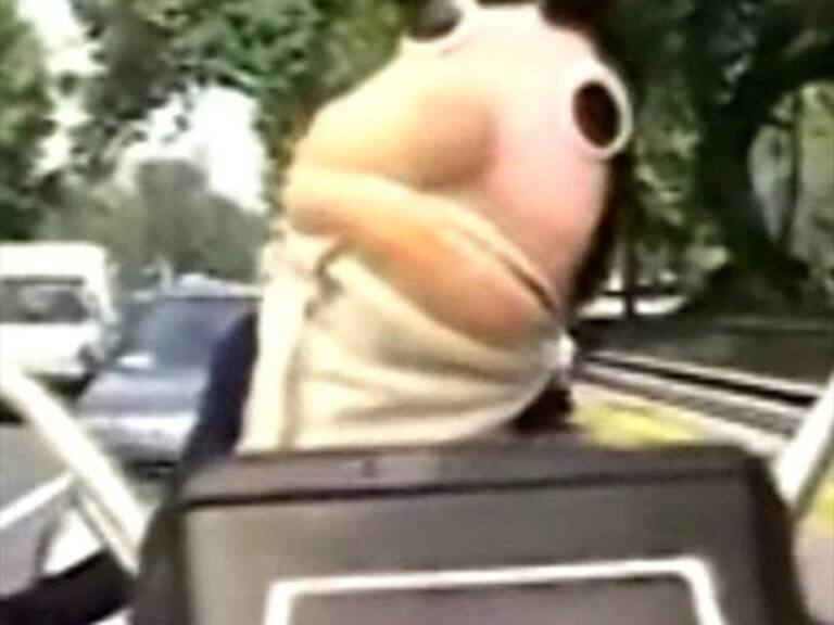 El genial crossover entre el accidente de Martín Cárcamo y Lolo de 31 minutos