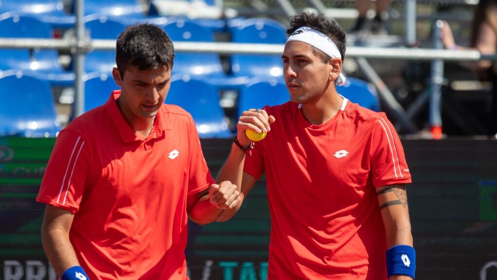 Alejandro Tabilo supera a rival argentino y acompaña a Tomás Barrios en la semifinal del Challenger de Florianópolis