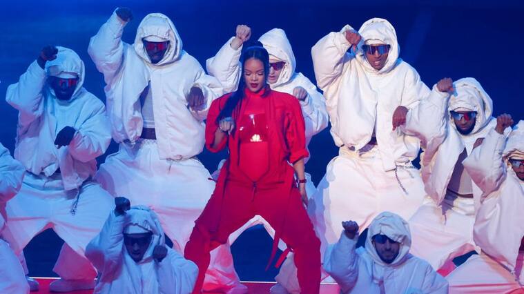 GLENDALE, AZ - FEBRUARY 12: Rihanna performs during the Apple Music Super Bowl LVII Halftime Show at State Farm Stadium on February 12, 2023 in Glendale, Arizona. (Photo by Kevin Sabitus/Getty Images)