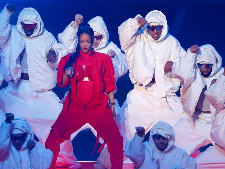 GLENDALE, AZ - FEBRUARY 12: Rihanna performs during the Apple Music Super Bowl LVII Halftime Show at State Farm Stadium on February 12, 2023 in Glendale, Arizona. (Photo by Kevin Sabitus/Getty Images)