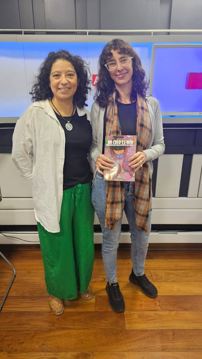 La musicóloga Natalia Bieletto y la autora Mercedes Liska.