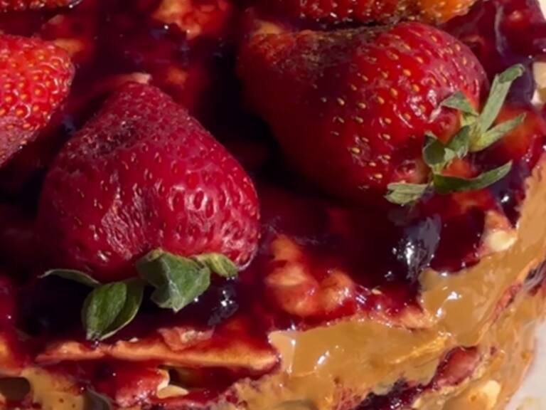 Sin horno y con cuatro ingredientes: Esta es la rápida torta que puedes hacer para tu once