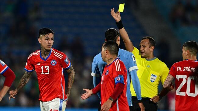 Prensa europea repasa el duro presente de La Roja tras derrota ante Uruguay: "Un recambio de futbolistas que no llega"