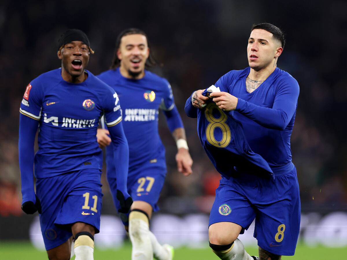 Chelsea le gana el replay al Aston Villa y avanza en la FA Cup