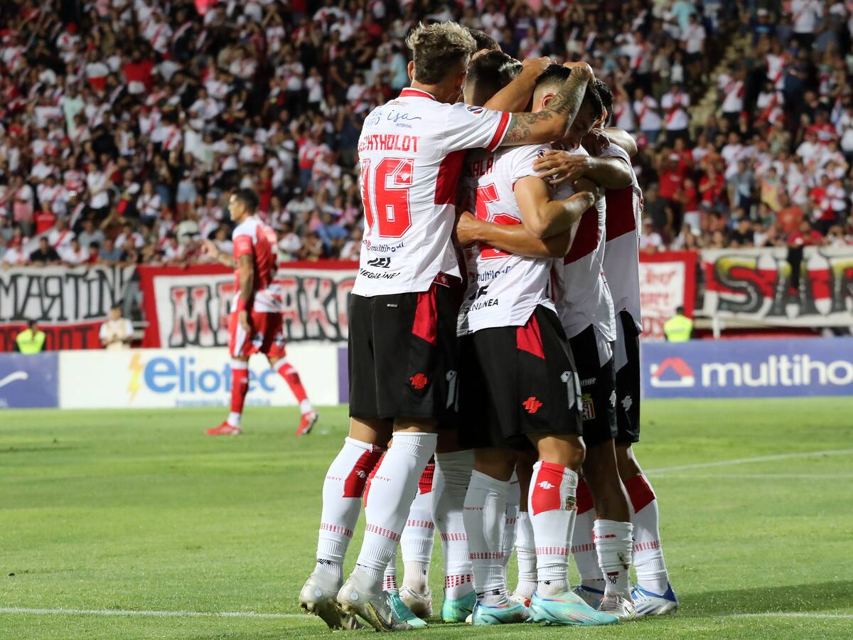 Viene de jugar en Europa: Curicó Unido sorprende y anuncia el fichaje de exjugador de la UC para 2024