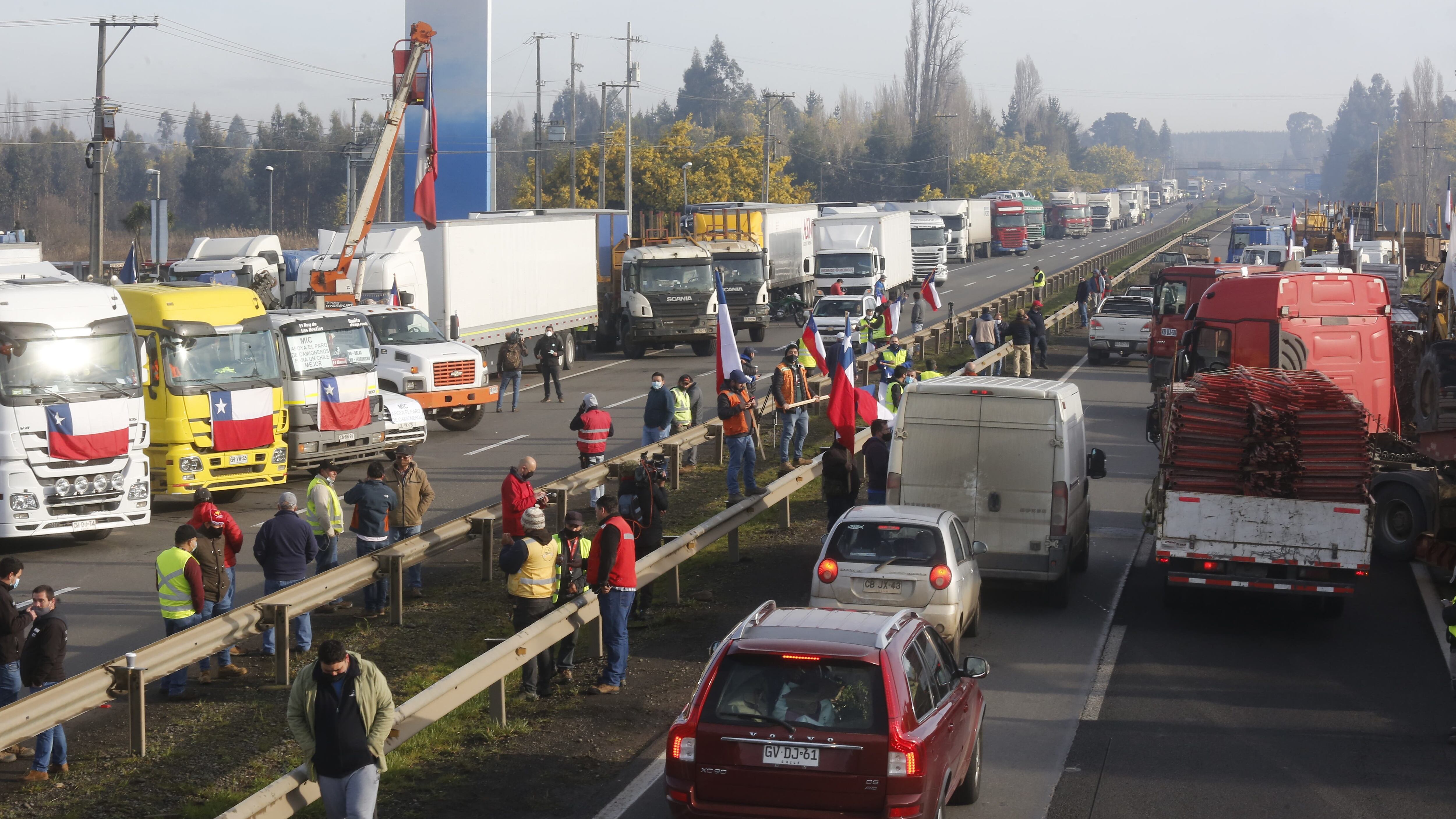 Piden al Ministerio Público que investigue penalmente el paro de camioneros