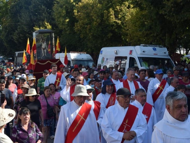 Yumbel: miles de peregrinos participan en la festividad de San Sebastián tras las restricciones de la pandemia