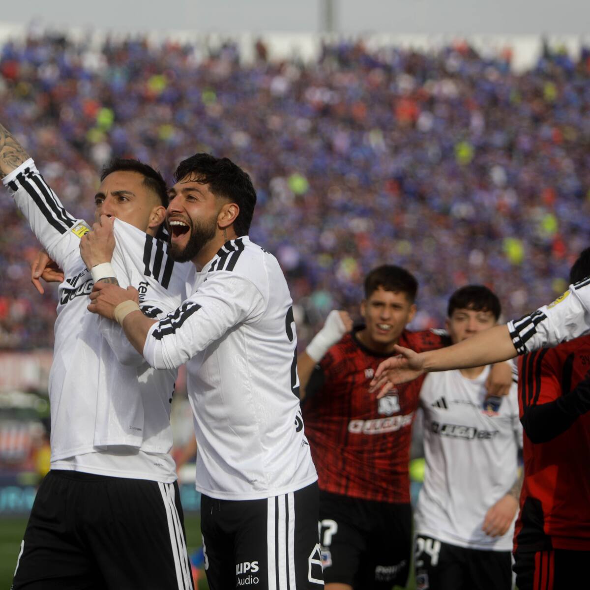 El Superclásico 200 es albo: Colo Colo vence a la Universidad de Chile y saca diferencias abismales en la lucha por la Liga de Primera