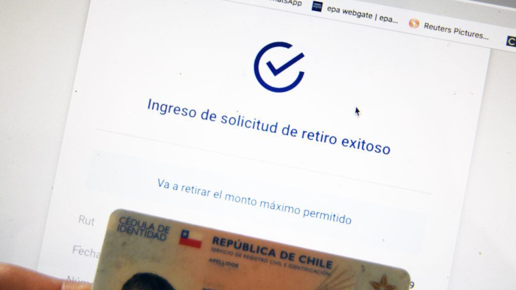 30 de Julio de 2020/SANTIAGOLa AFP Capital, habilita su sitio web para el retiro del 10% voluntario del ahorro previsional en medio de la pandemia por Covid 19 que se vive en el País
FOTO:PABLO OVALLE ISASMENDI / AGENCIAUNO