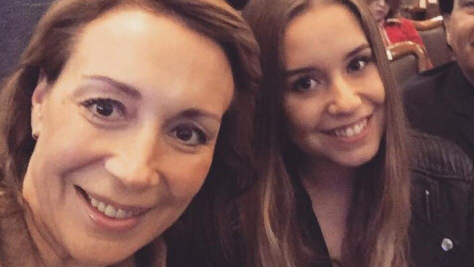 Fernanda Cornejo y su mamá, Karen