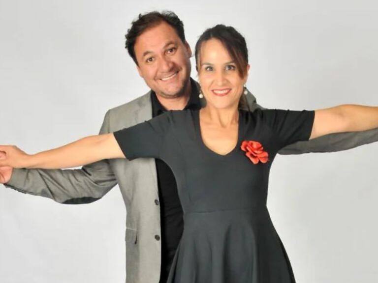 «No sabe que existe la escoba»: Claudia Pérez echó al agua a Rodrigo Muñoz por labores domésticas