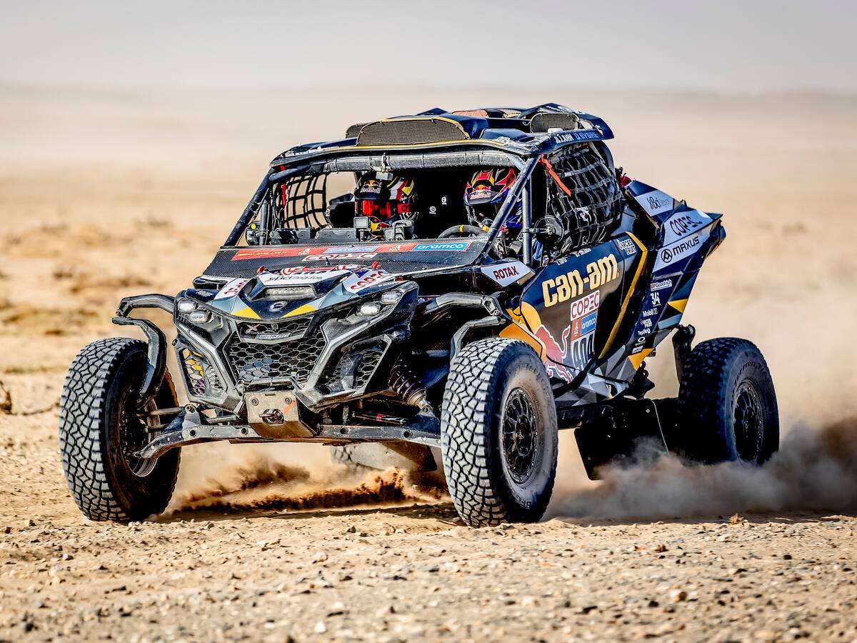 Mete presión a los líderes: “Chaleco” López vuelve a brillar y conquista la décima etapa del Dakar 2025