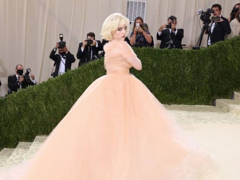 Joven influencer imitó vestido de Billie Eilish en la Met Gala 2021