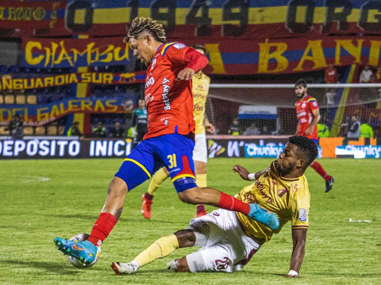 Deportivo Pasto enfrenta a Deportes Tolima como parte de una fecha del torneo de fútbol de la Liga Dimayor de Colombia.
