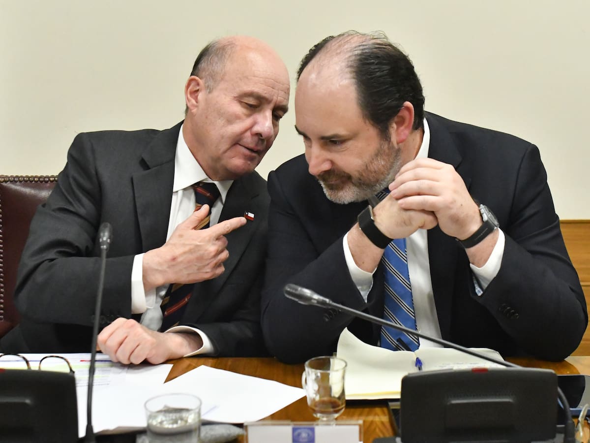Ministro del Trabajo toma distancia de la meta de 6% de desempleo del Gobierno: “La impuso el ministro de Hacienda”