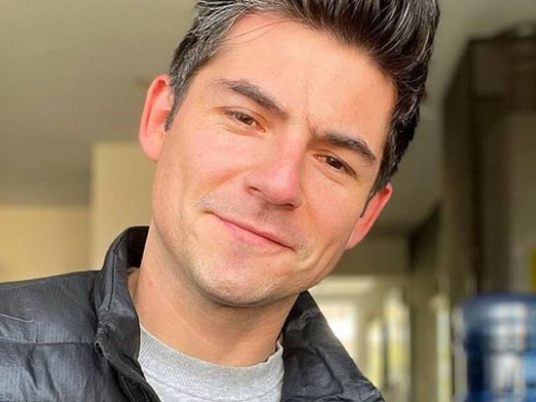 Claudio Castellón desmiente acusaciones de violencia contra expareja: «Vengo sufriendo hace mucho»