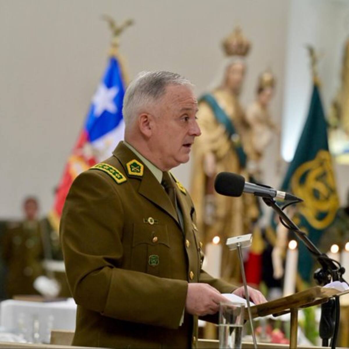 Carabineros asciende póstumamente a Cristopher Aguilera y rebautiza comisaría de Lo Espejo en su memoria