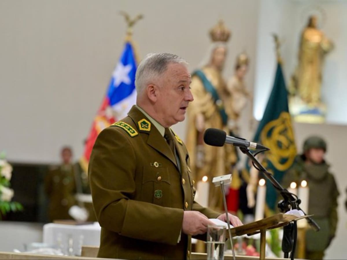 Carabineros asciende póstumamente a Cristopher Aguilera y rebautiza comisaría de Lo Espejo en su memoria
