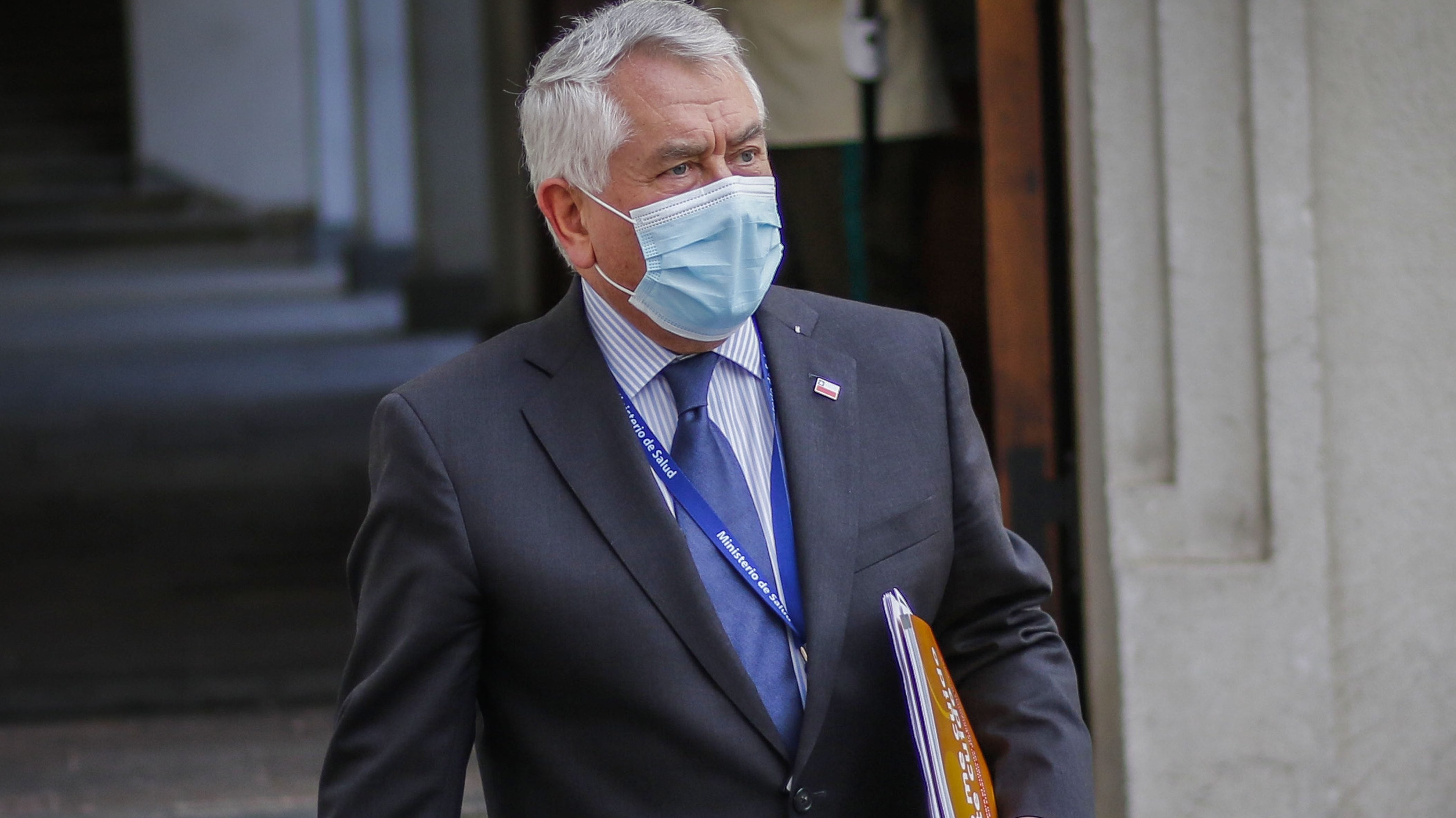 Ministro de Salud por fiestas clandestinas