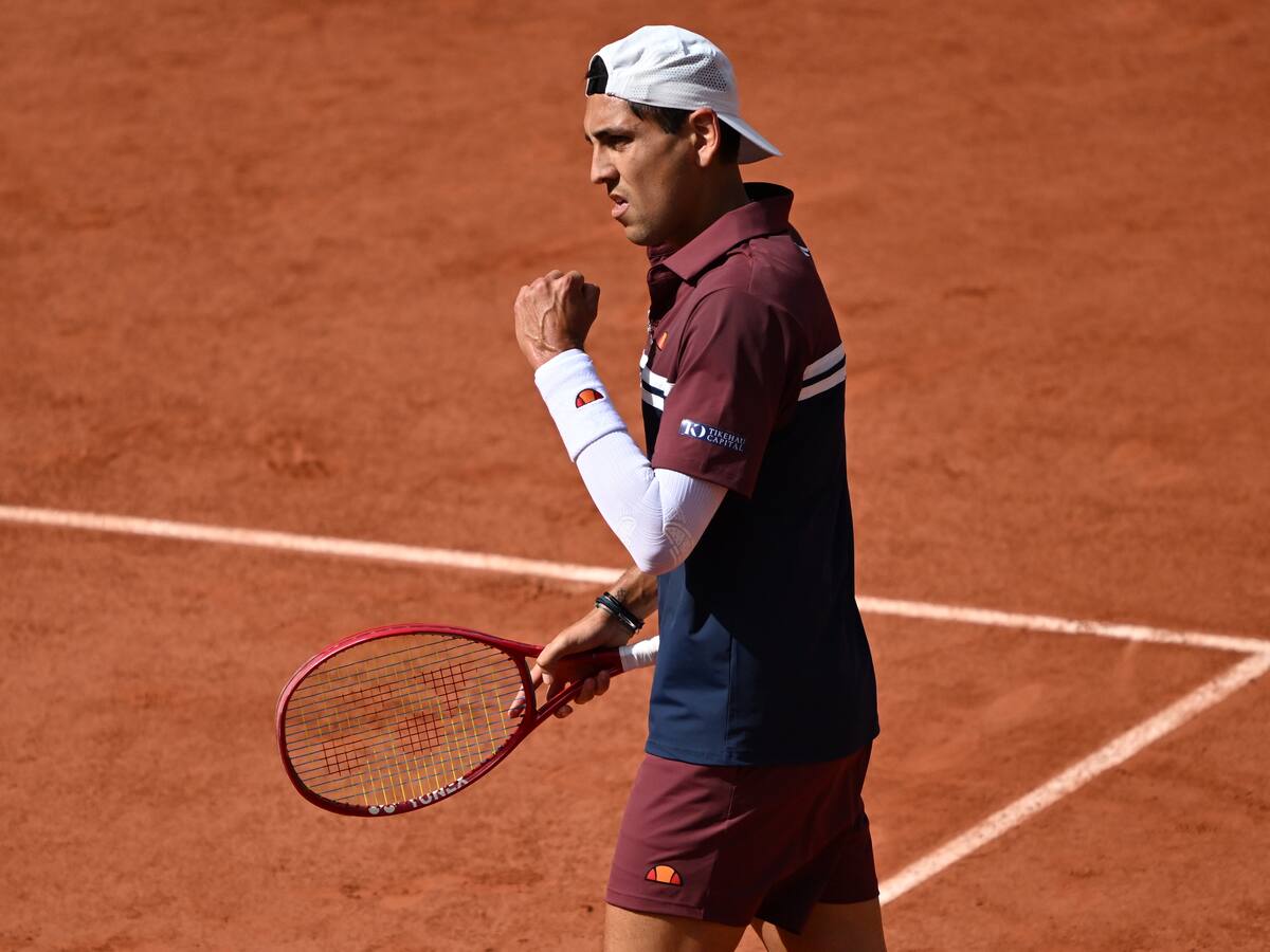 Alejandro Tabilo en octavos de final de Roland Garros: a qué hora juega y dónde ver en vivo, online y por TV